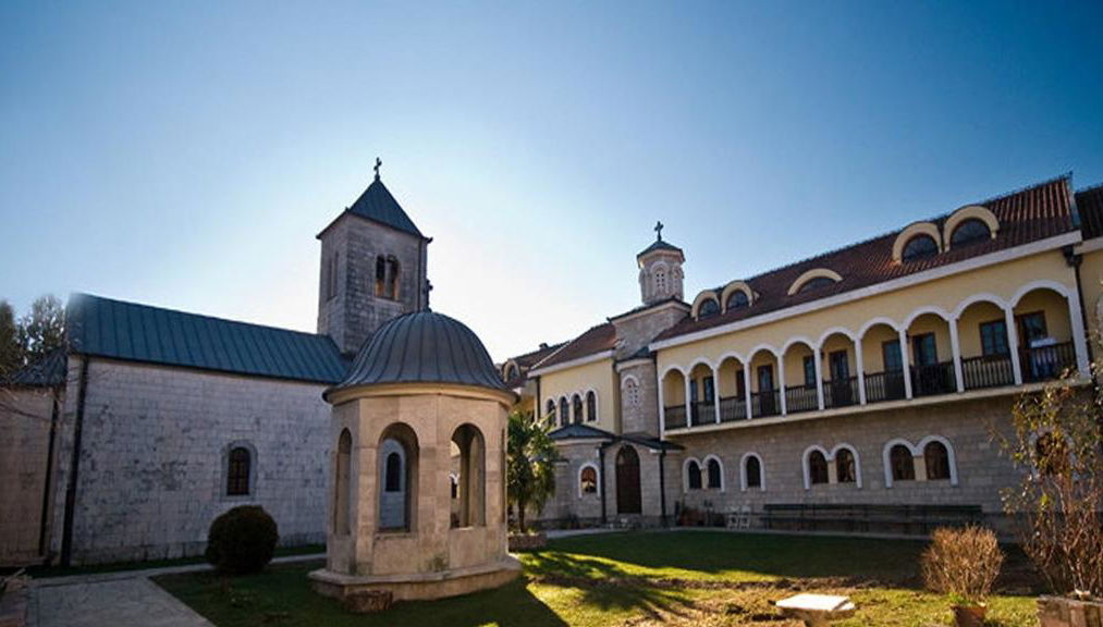 Visite Privée des Monastères du Monténégro : Ostrog, Ždrebaonik et Dajbabe - Photo 1